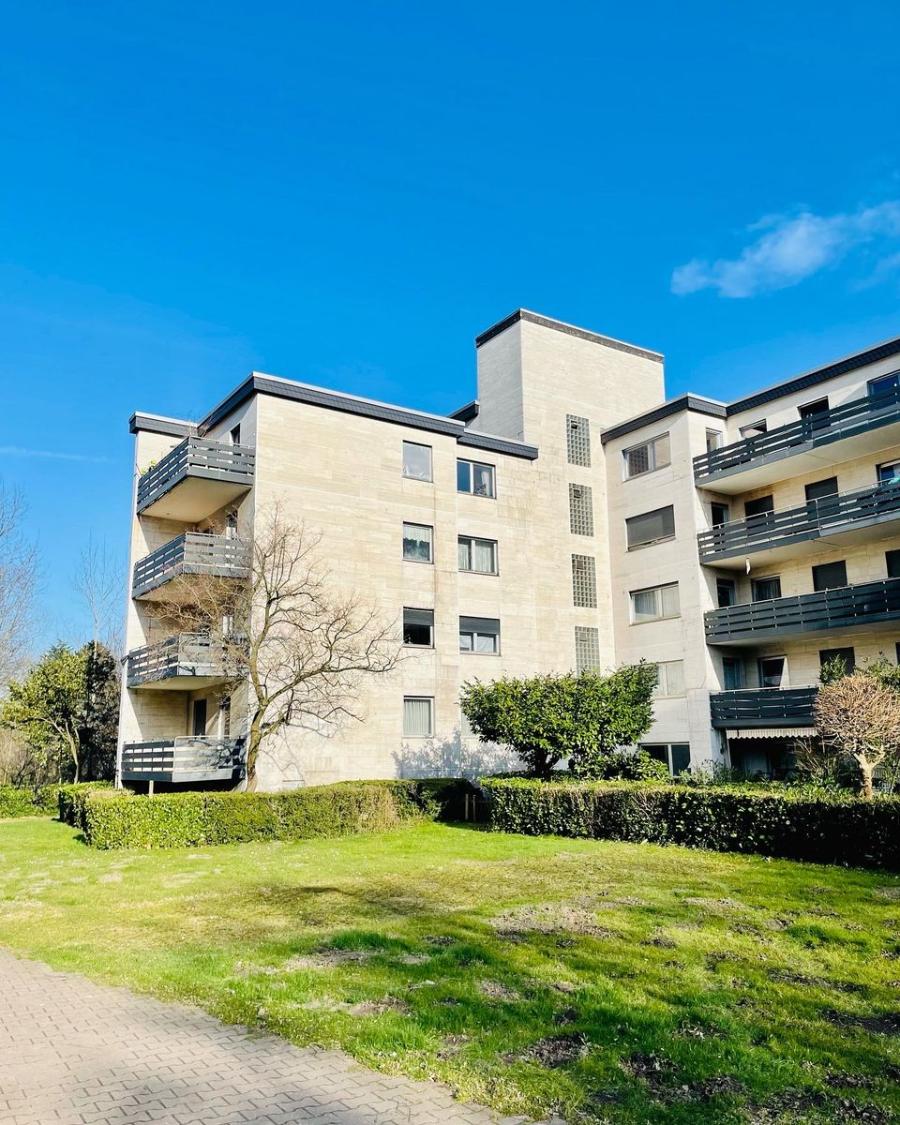 Großzügige 4-Zimmer-Wohnung an der Erft in Bergheim